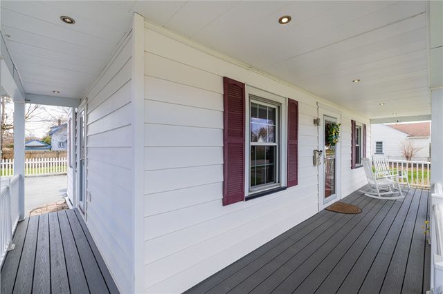 109 Chimayo Road, Irondequoit, NY 14617