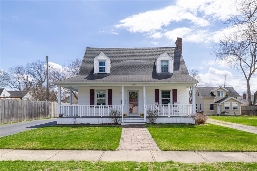 109 Chimayo Road, Irondequoit, NY 14617