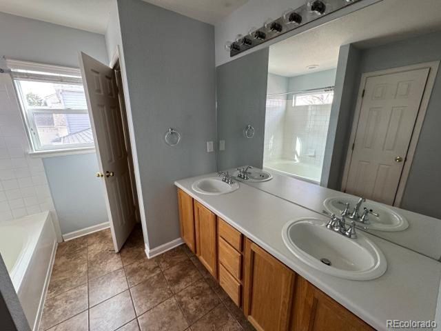 20241 Willowbend Ln, Parker, CO 80138