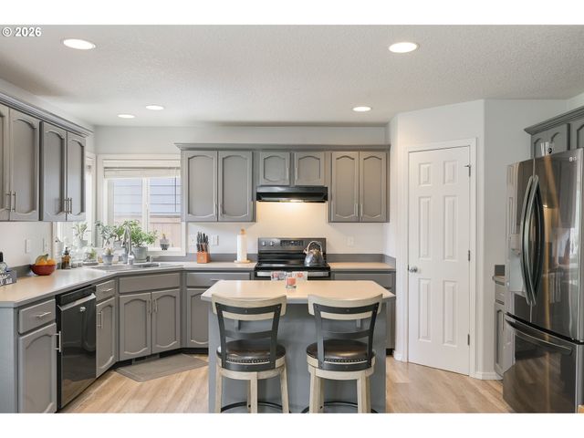 2107 Ne 181ST Ave, Vancouver, WA 98684
