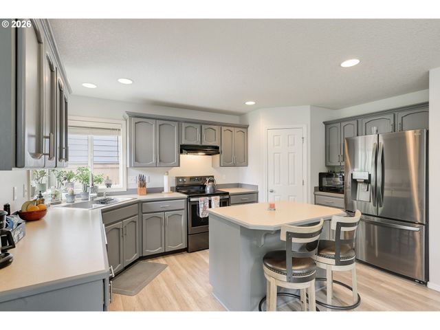 2107 Ne 181ST Ave, Vancouver, WA 98684