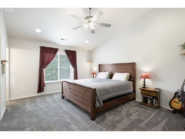 2107 Ne 181ST Ave, Vancouver, WA 98684