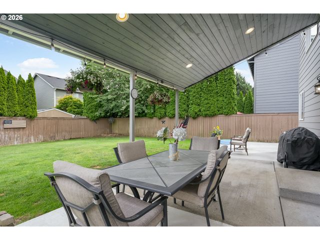 2107 Ne 181ST Ave, Vancouver, WA 98684