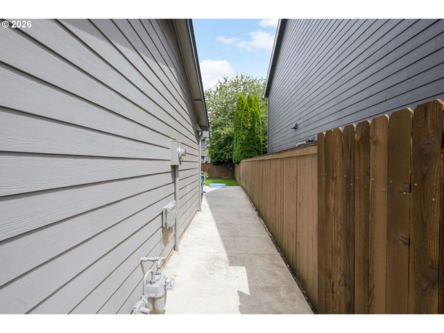 2107 Ne 181ST Ave, Vancouver, WA 98684