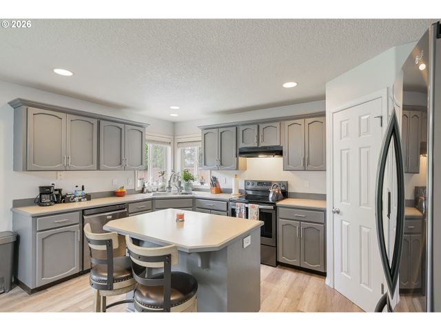 2107 Ne 181ST Ave, Vancouver, WA 98684