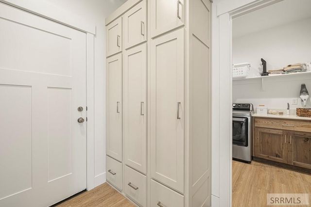 1588 N 835 E, Shelley, ID 83274