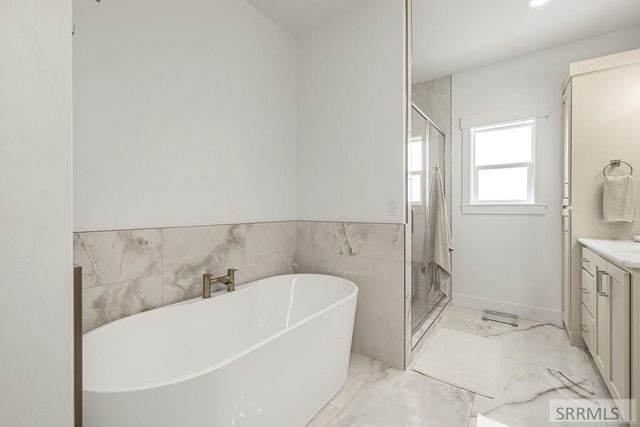 1588 N 835 E, Shelley, ID 83274