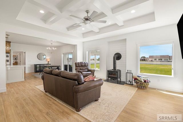 1588 N 835 E, Shelley, ID 83274