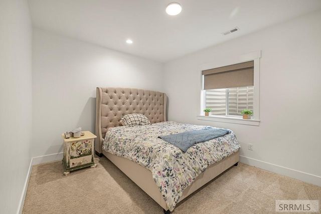 1588 N 835 E, Shelley, ID 83274