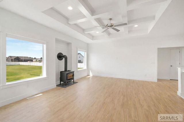 1588 N 835 E, Shelley, ID 83274