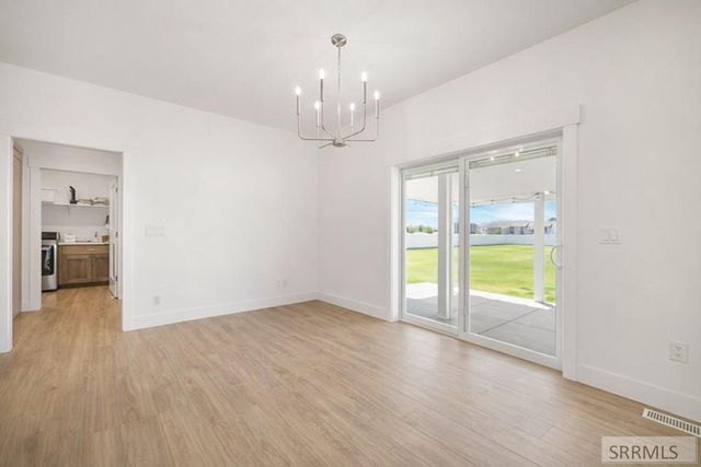 1588 N 835 E, Shelley, ID 83274