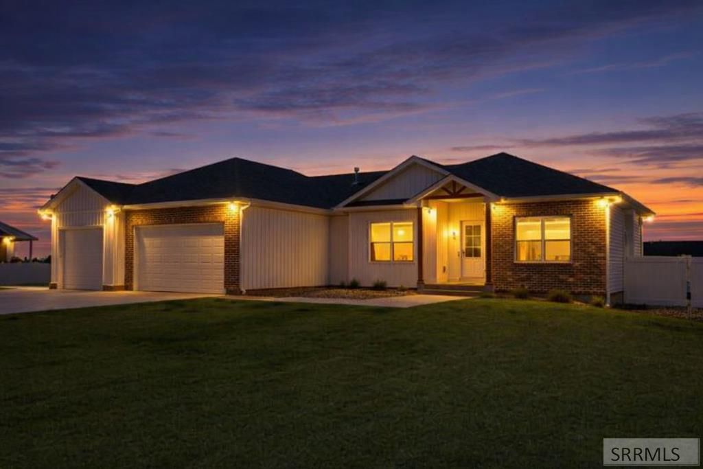 1588 N 835 E, Shelley, ID 83274