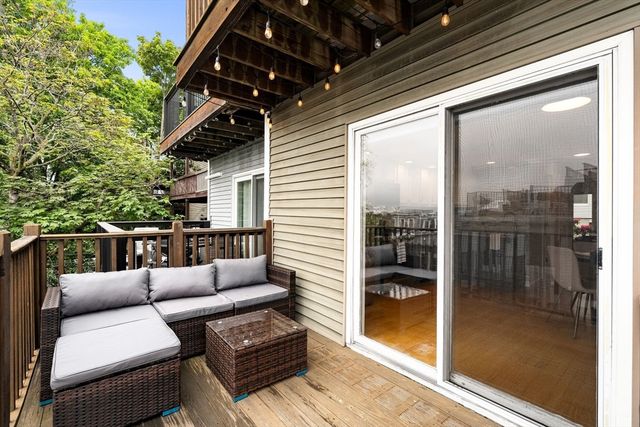 19 Dixfield 101, Boston, MA 02127