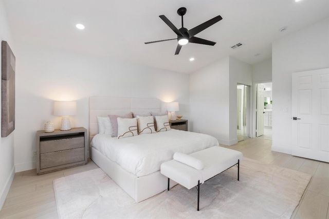 6518 Via Trento, Delray Beach, FL 33446