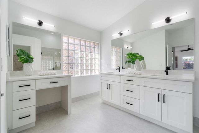 6518 Via Trento, Delray Beach, FL 33446