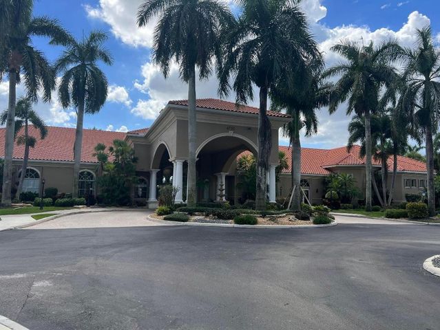 6518 Via Trento, Delray Beach, FL 33446