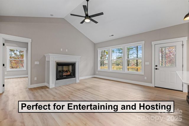 2 Caroline Drive, Horse Shoe, NC 28742