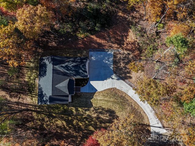 2 Caroline Drive, Horse Shoe, NC 28742