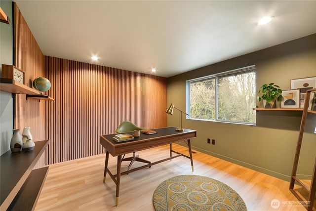 10012 SE 247th Place, Kent, WA 98030