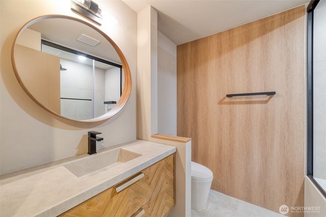 10012 SE 247th Place, Kent, WA 98030