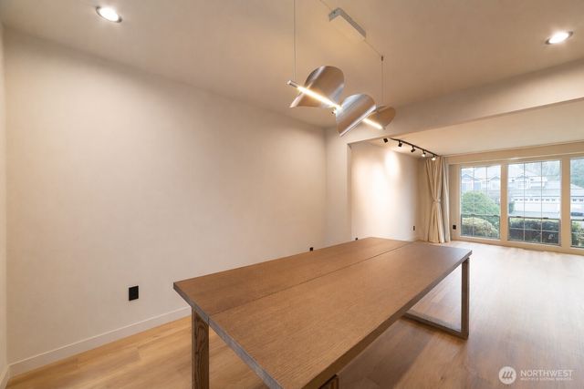 10012 SE 247th Place, Kent, WA 98030