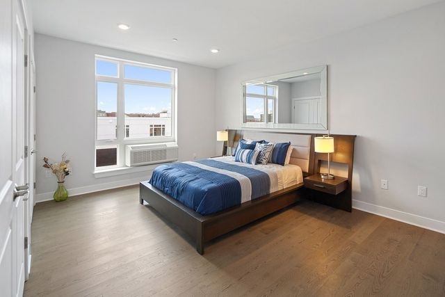 2 Cliveden St 601E, Quincy, MA 02169