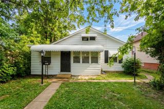 4313 W 52nd Street, Cleveland, OH 44144