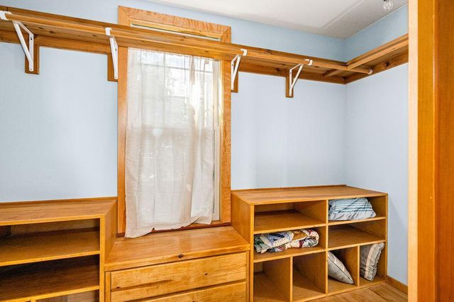 1101 E 4th Street, Duluth, MN 55805