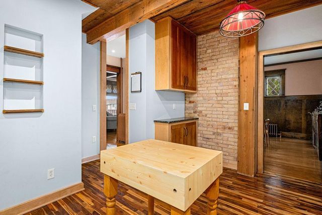 1101 E 4th Street, Duluth, MN 55805