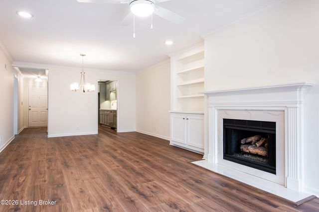 1104 Forest Park Rd, Louisville, KY 40223