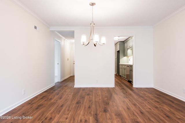 1104 Forest Park Rd, Louisville, KY 40223