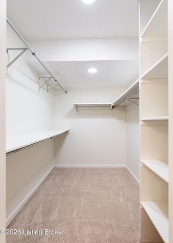 1104 Forest Park Rd, Louisville, KY 40223