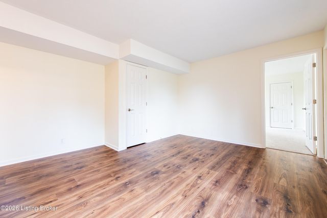 1104 Forest Park Rd, Louisville, KY 40223