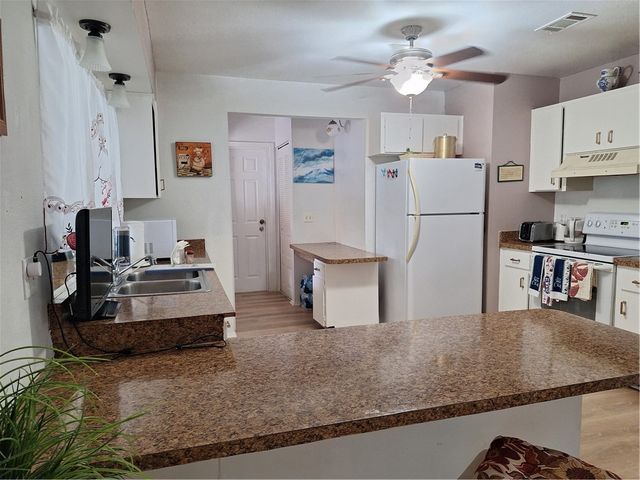 999 Laredo Lane, Sebastian, FL 32958