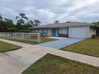 999 Laredo Lane, Sebastian, FL 32958