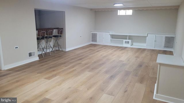 820 JAMESTOWN RD, Blackwood, NJ 08012