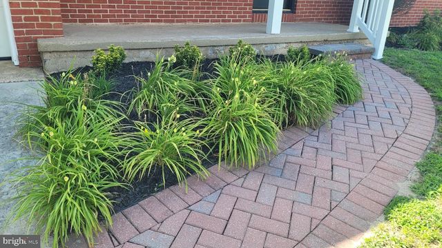 820 JAMESTOWN RD, Blackwood, NJ 08012