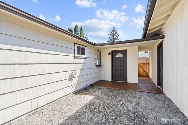 1324 116th Street, Tacoma, WA 98444