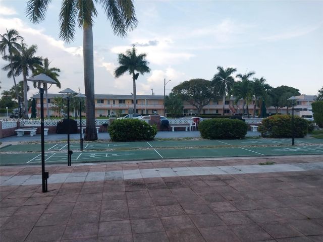 1050 Atlantic Shores Blvd 106, Hallandale Beach, FL 33009