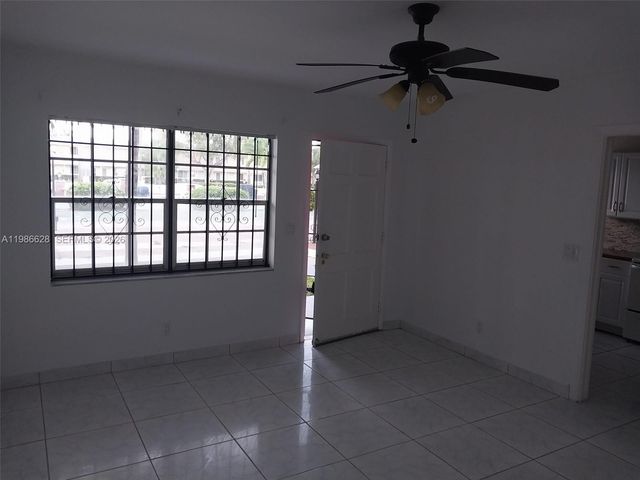 1050 Atlantic Shores Blvd 106, Hallandale Beach, FL 33009