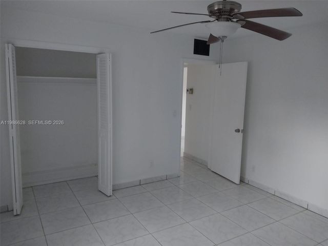 1050 Atlantic Shores Blvd 106, Hallandale Beach, FL 33009