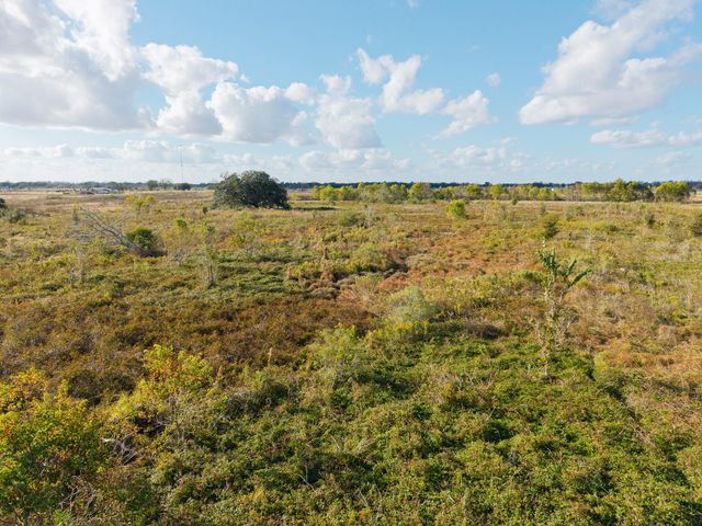 7017 County Road 100, Boling, TX 77420