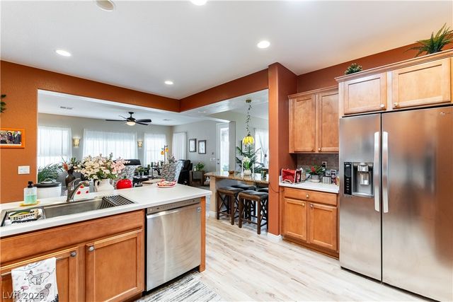 7324 Royal Melbourne Drive, Las Vegas, NV 89131