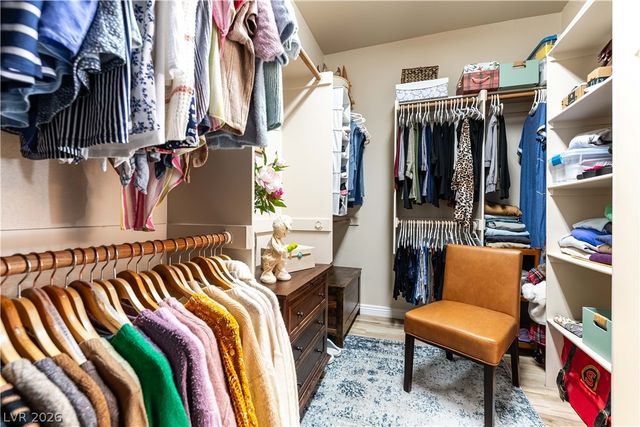 7324 Royal Melbourne Drive, Las Vegas, NV 89131