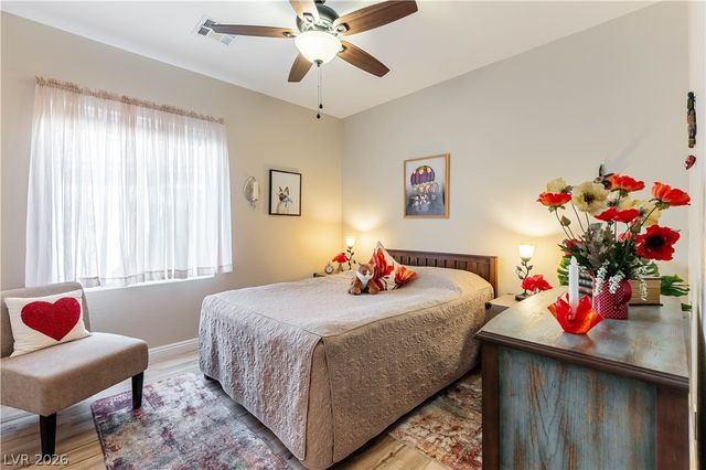 7324 Royal Melbourne Drive, Las Vegas, NV 89131