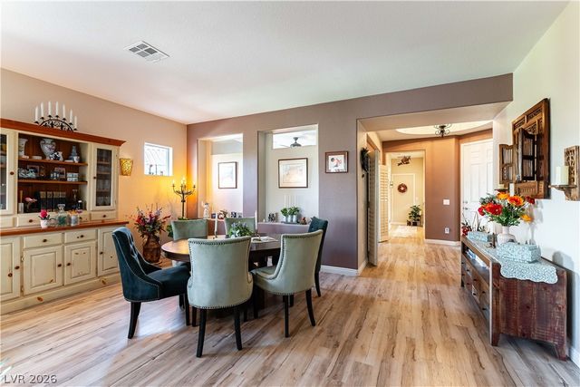 7324 Royal Melbourne Drive, Las Vegas, NV 89131