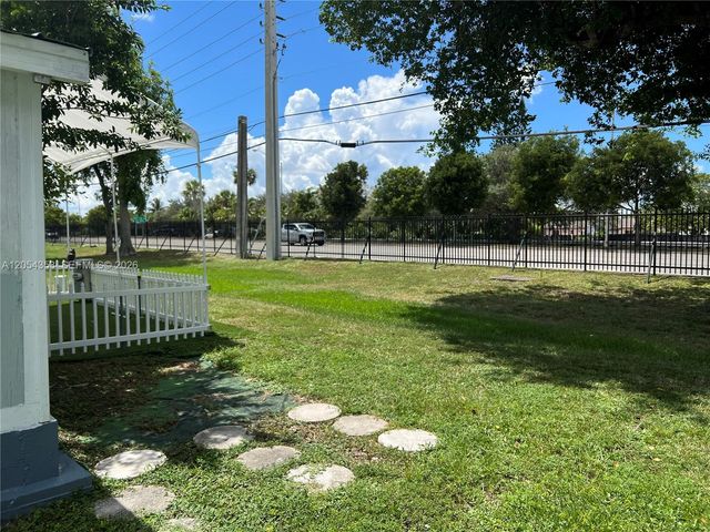 20016 NW 56 Avenue, Miami Gardens, FL 33055