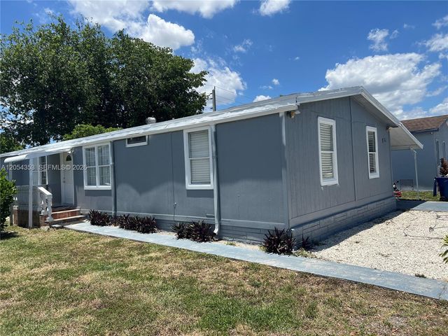 20016 NW 56 Avenue, Miami Gardens, FL 33055