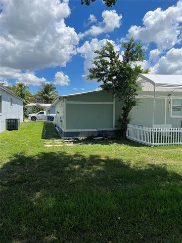 20016 NW 56 Avenue, Miami Gardens, FL 33055