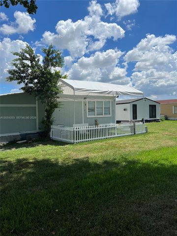 20016 NW 56 Avenue, Miami Gardens, FL 33055